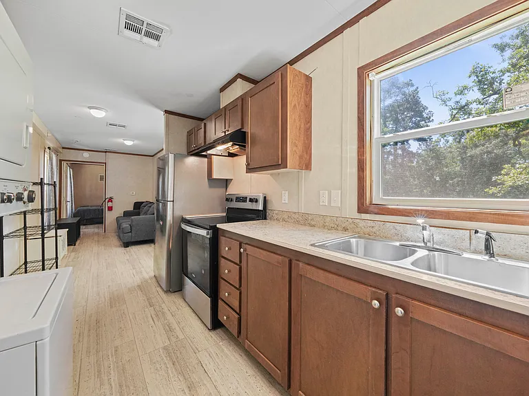 103 Crawford Rd — Photo 29