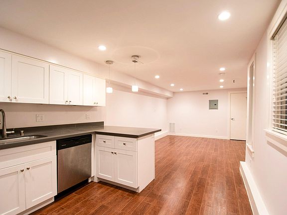 4th image of 2607 Bryant St #A