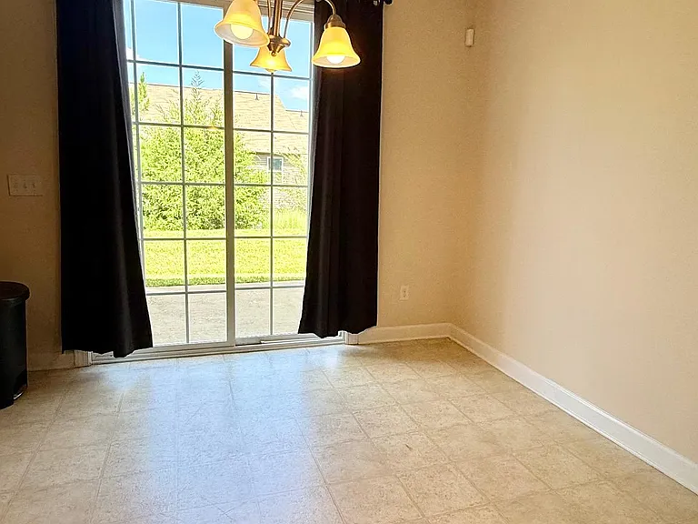 5633 Garrow Glen Rd — Photo 8