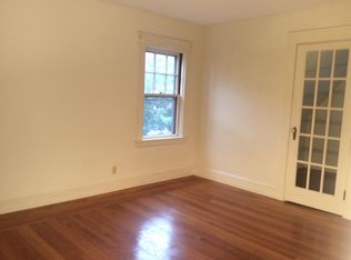 87 Grand Ave, Cranston, RI 02905