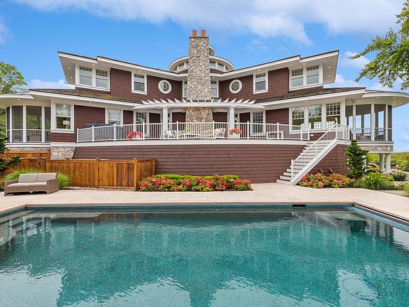 2nd image of 76776 Thornhouse Ct