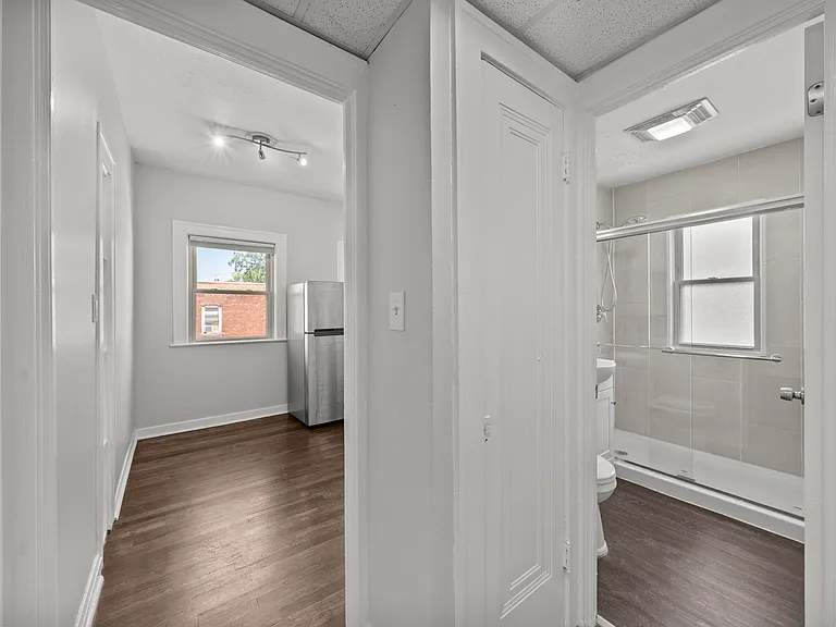 1385 Cranford Ave #10 — Photo 6