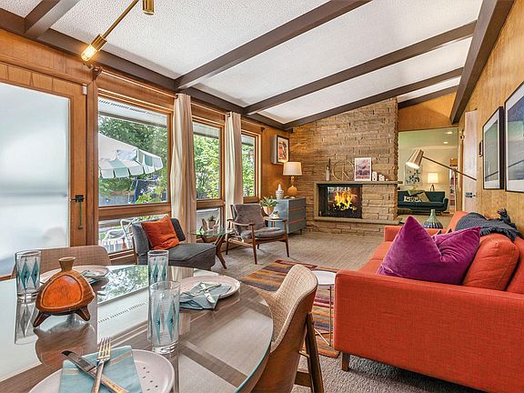 4th image of 111 Kelwood Ln