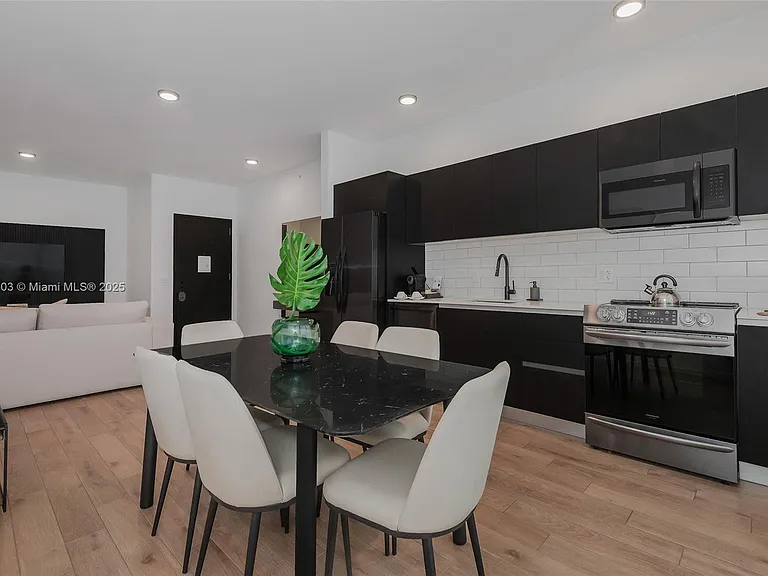 398 NE 5th St #2301 — Photo 9