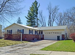 2514 Bedford Rd, Lansing, MI 48911