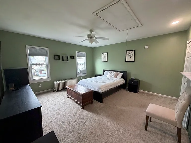 454 Grant Ave — Photo 17