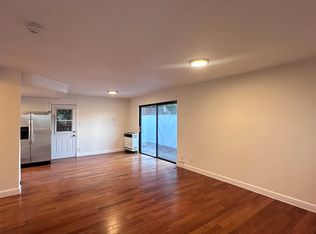 2272 Cove Ave #2, Los Angeles, CA 90039