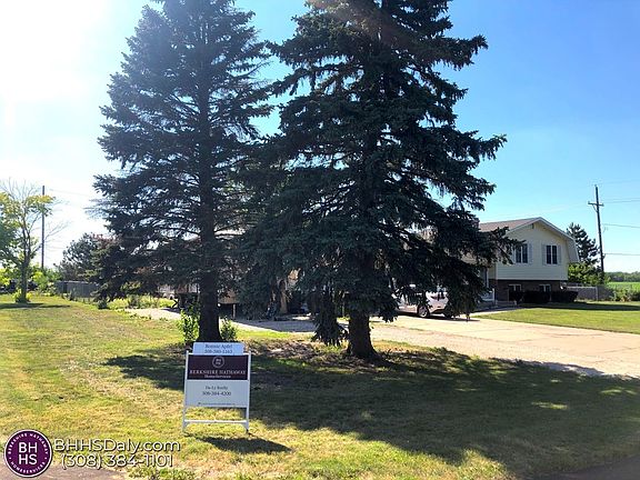 3rd image of 2824 Goldenrod Dr