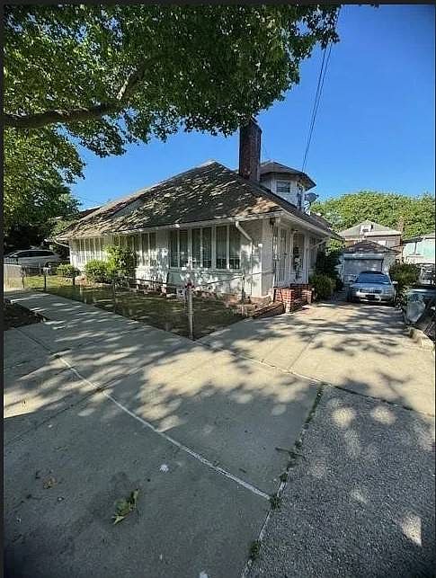 NYさま専用⭐︎ 2669 E 22nd St, Brooklyn, NY 11235 | MLS #11574892 | Zillow