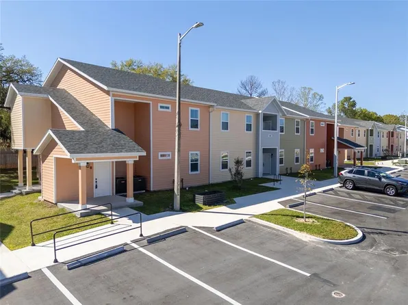 1581 NW 29th Rd Unit 4, Gainesville, FL 32605