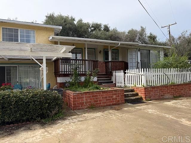 1st image of 2576 Green Hills Way