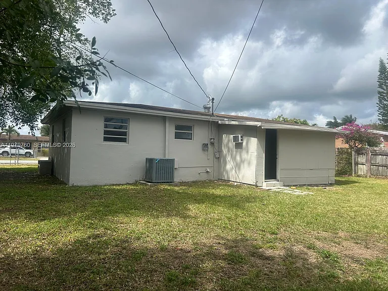 28511 SW 147th Ave — Photo 16