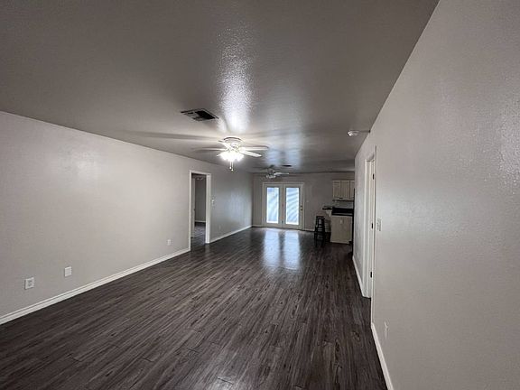 2nd image of 2761 Becker St