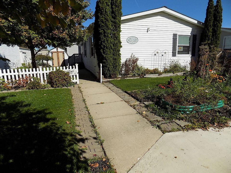 1st image of 39230 Carlisle Rd