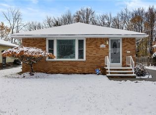 23402 Vera St, Warrensville Heights, OH