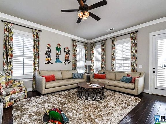 5th image of 4204 Memorial Park Cir
