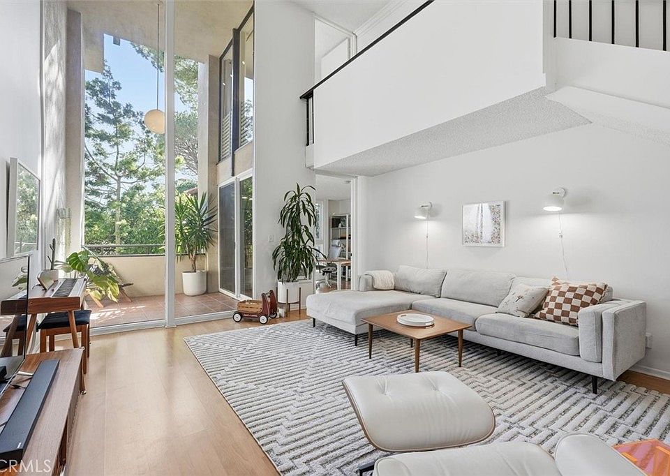 1st image of 5658 Ravenspur Dr Unit 208
