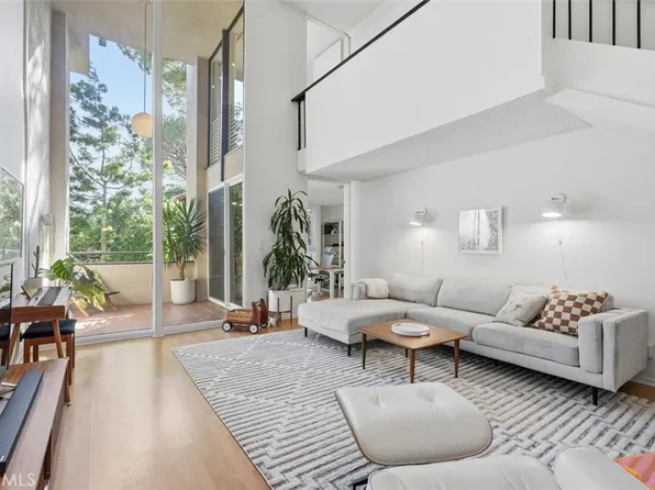 5658 Ravenspur Dr Unit 208, Rancho Palos Verdes, CA 90275