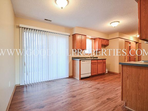 4th image of 409 S Hazel St