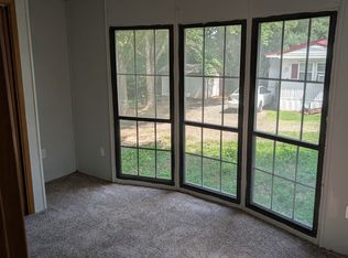 1035 Candb Dr, Walnut Cove, NC 27052