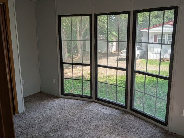 1035 Candb Dr