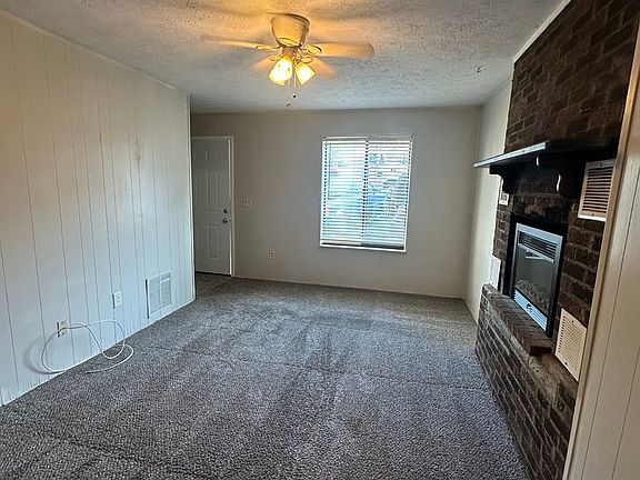 4th image of 42 Forest Dr #108