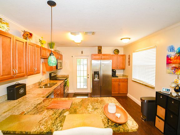 4th image of 5988 SE Avalon Drive