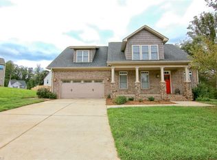 140 Harmon Ridge Ct, Kernersville, NC 27284
