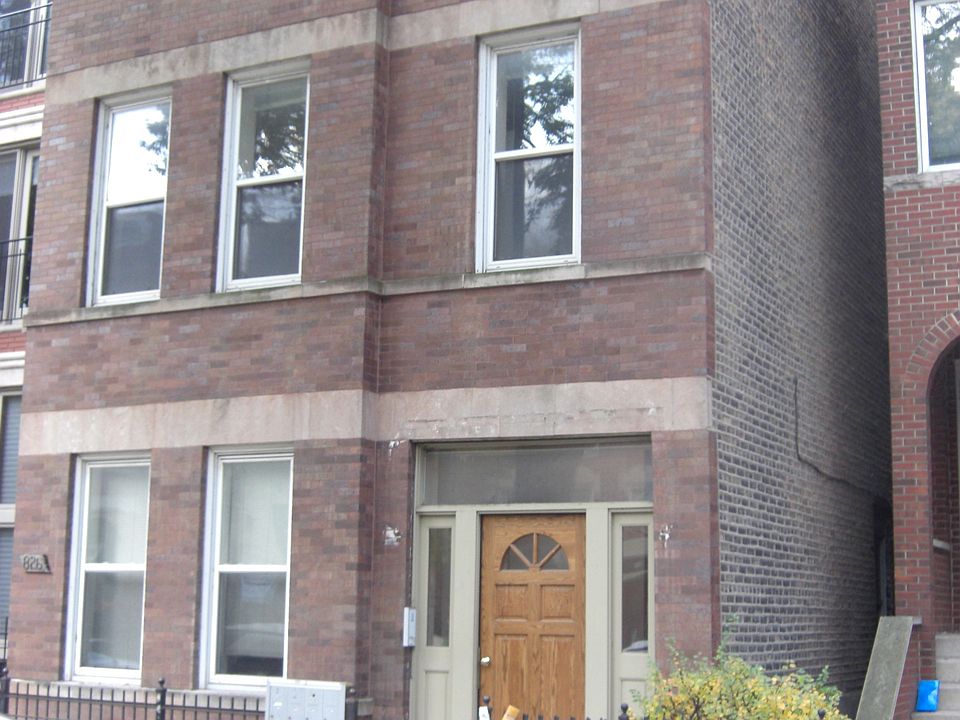 1st image of 826 N Hermitage Ave APT 1