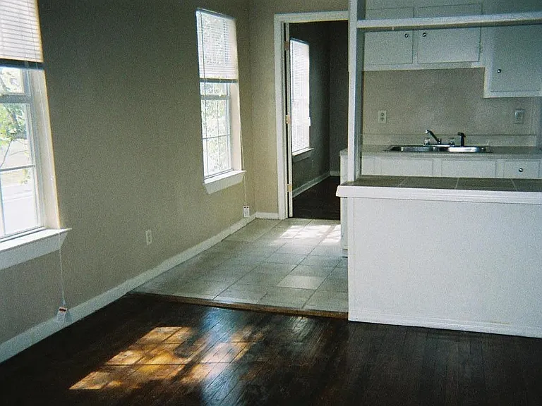 451 Eleanor Ave #3 — Photo 2