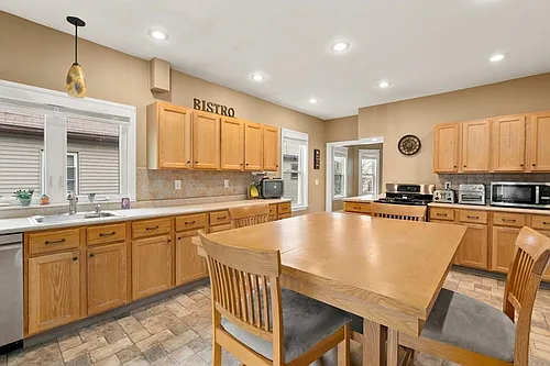 14 Bowdoin St Photo 1