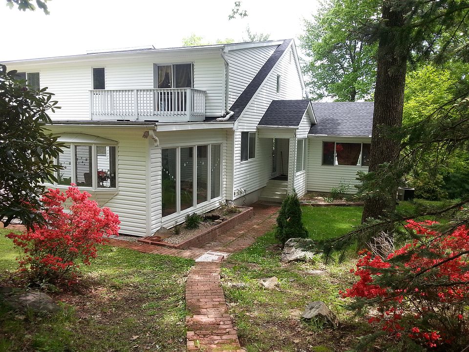 1st image of 9 Talcott Range Dr