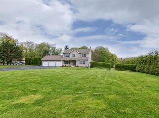 1069 Meixsell Valley Rd, Saylorsburg, PA 18353