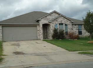 705 Tracy Dr, Azle, TX 76020