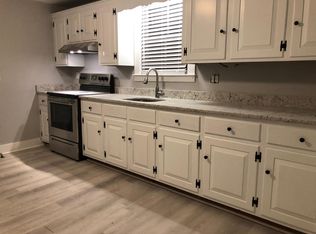 8 Kimball Ave FLOOR 2, Ipswich, MA 01938