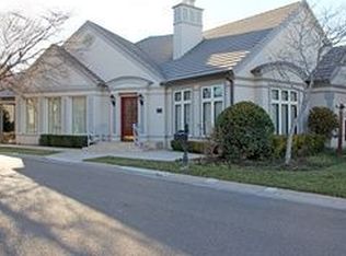 8 Edgewater Dr, Amarillo, TX 79106