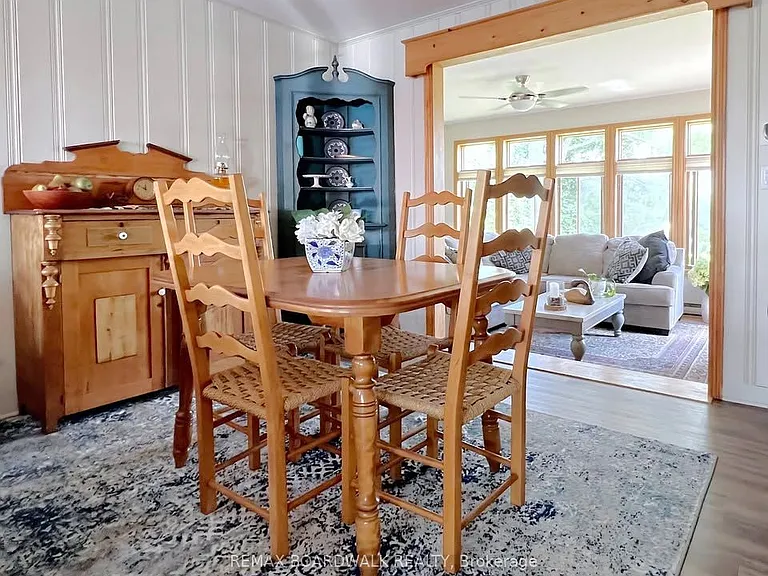 244 Sunset Dr — Photo 8