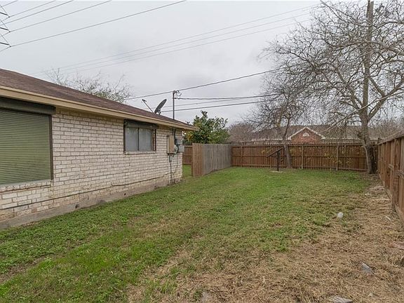 4th image of 2105 Meadowlight Pkwy