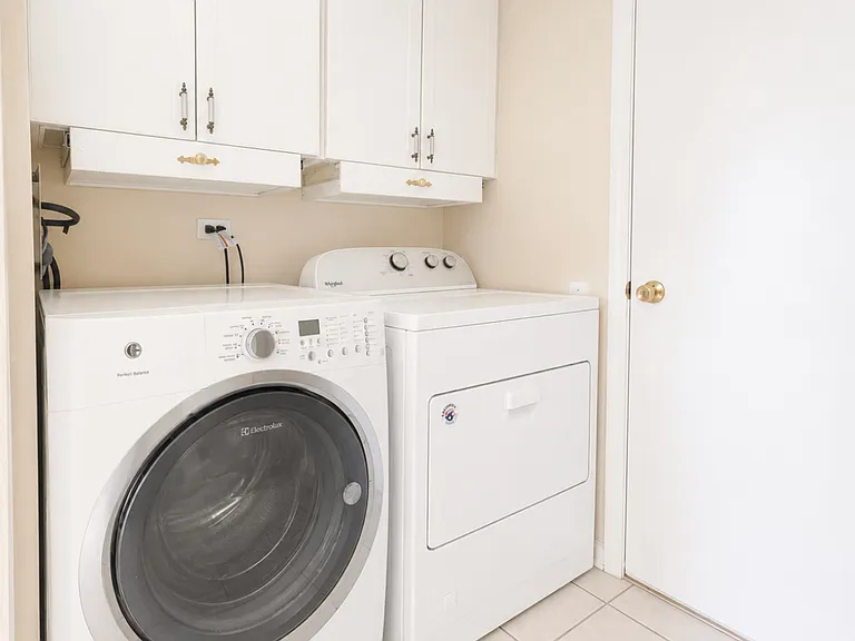 130 Park Ridge Ct #130 — Photo 17