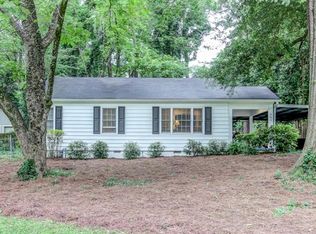 669 Scott Cir, Decatur, GA 30033