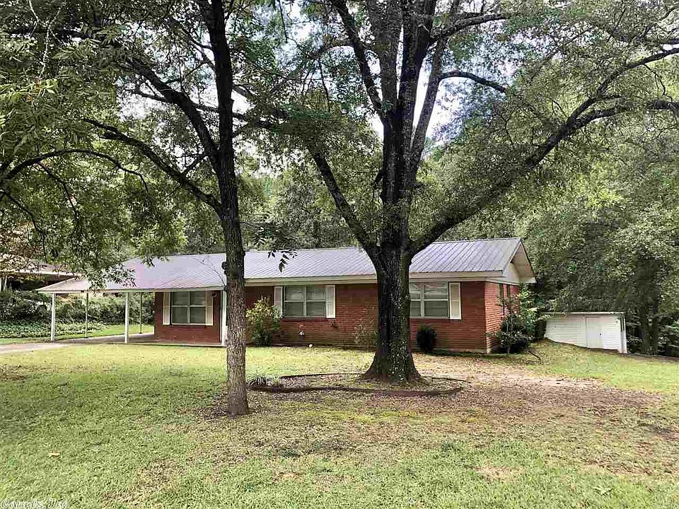 1st image of 402 Tanglewood Dr