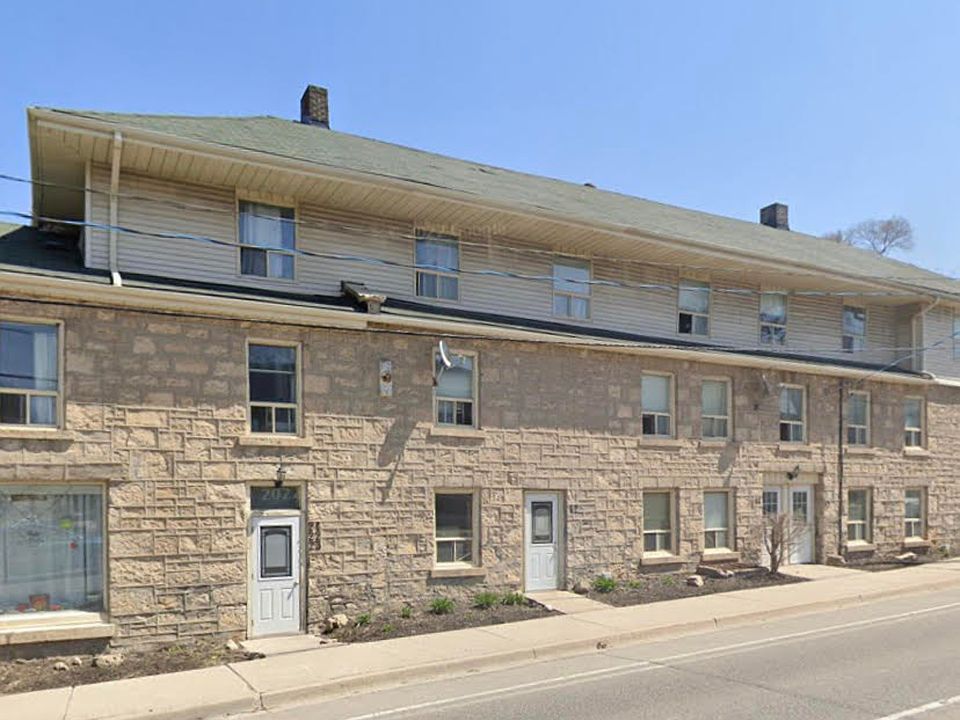 1st image of 220 Gordon St #1454597