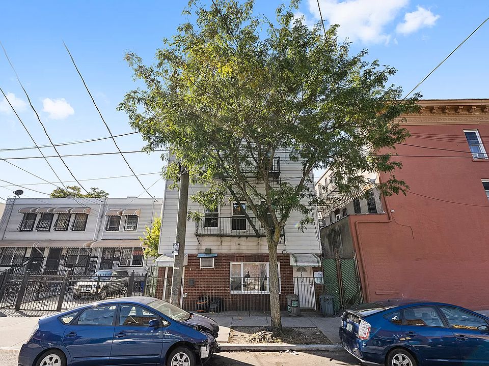 1st image of 2812 W 15th St