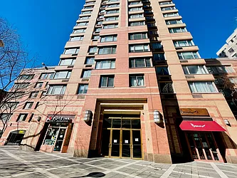 Rented by Gulia Wang, LREB