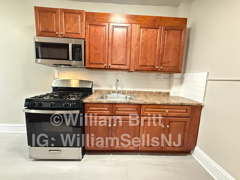 34-36 State St #E1 — Photo 4