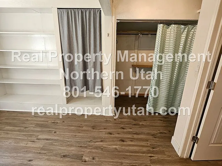662 E 4th St — Photo 16