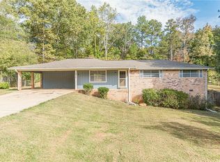 6275 S Skyline Dr, Douglasville, GA 30135