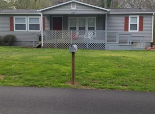 312 Rockingham Rd, Johnson City, TN 37615