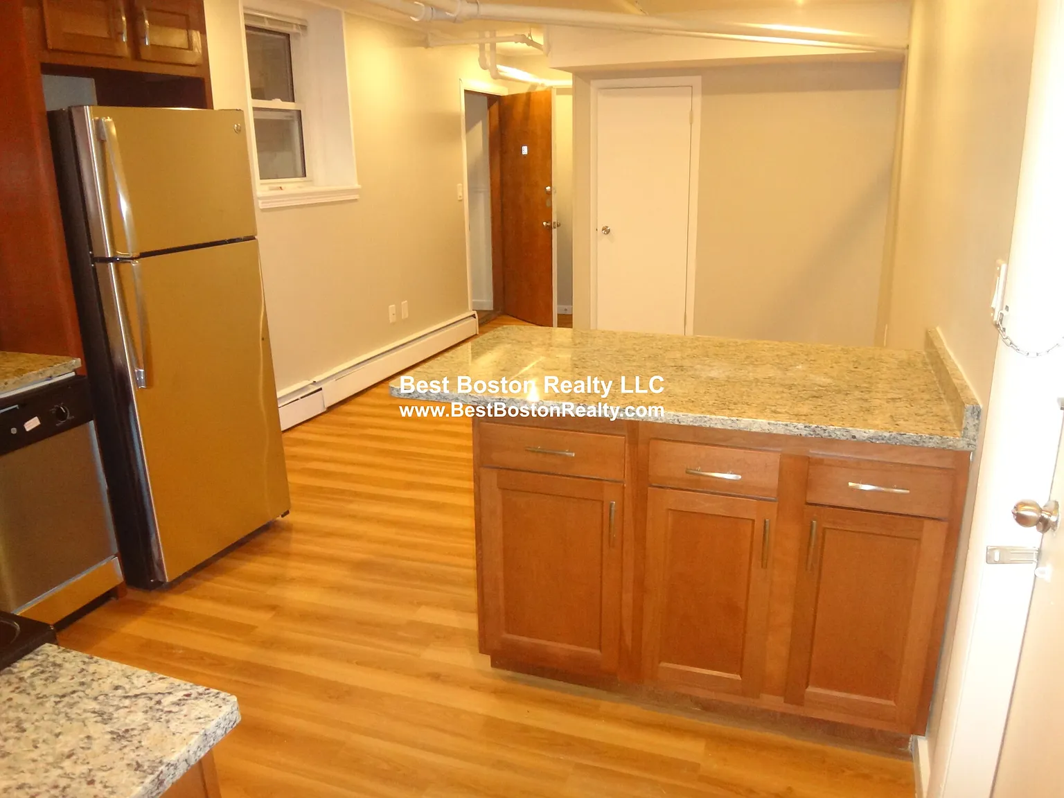 1 bed, 1.0 bath, $2,700 — Photo 3