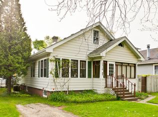 1319 Walnut St, Waukegan, IL 60085